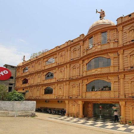 Oyo 38414 Rain Basera Resort Jabalpur Bagian luar foto