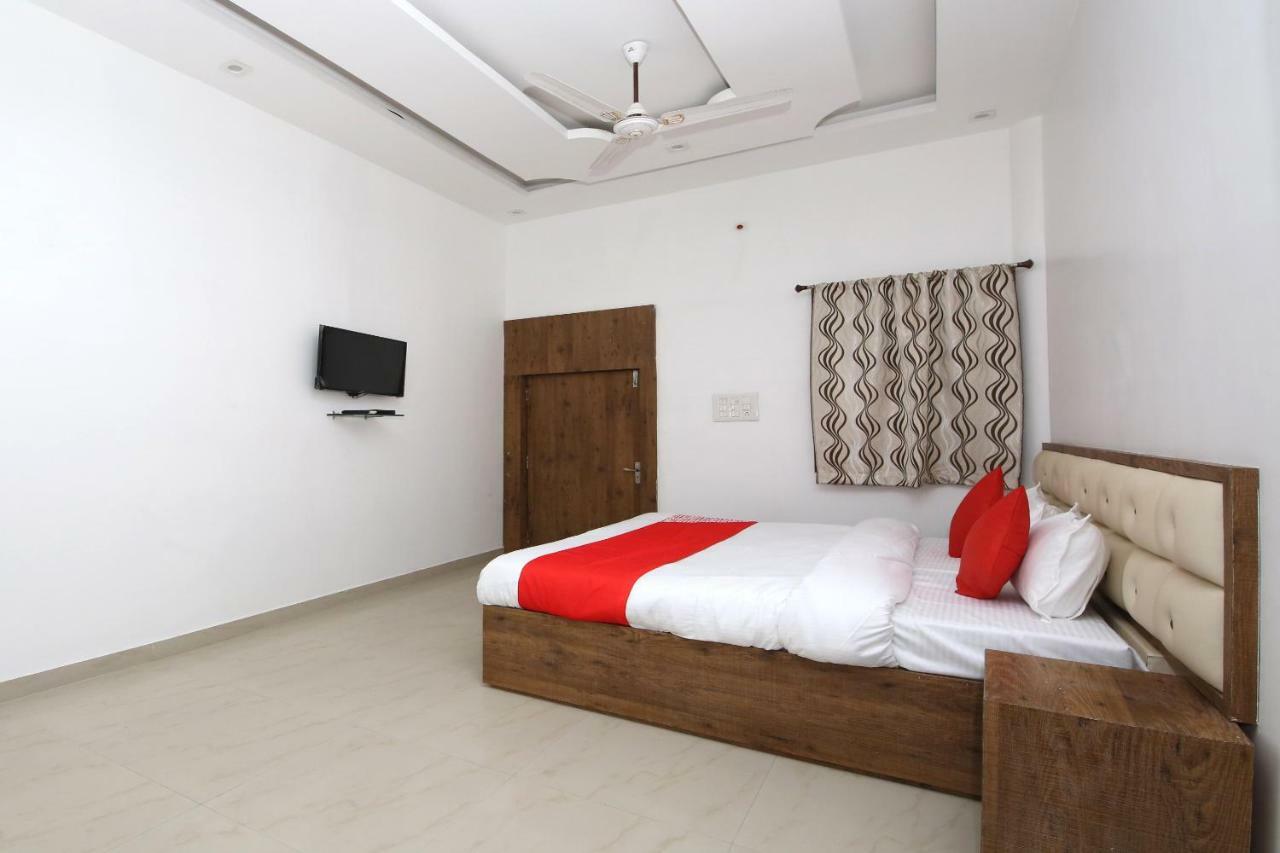 Oyo 38414 Rain Basera Resort Jabalpur Bagian luar foto