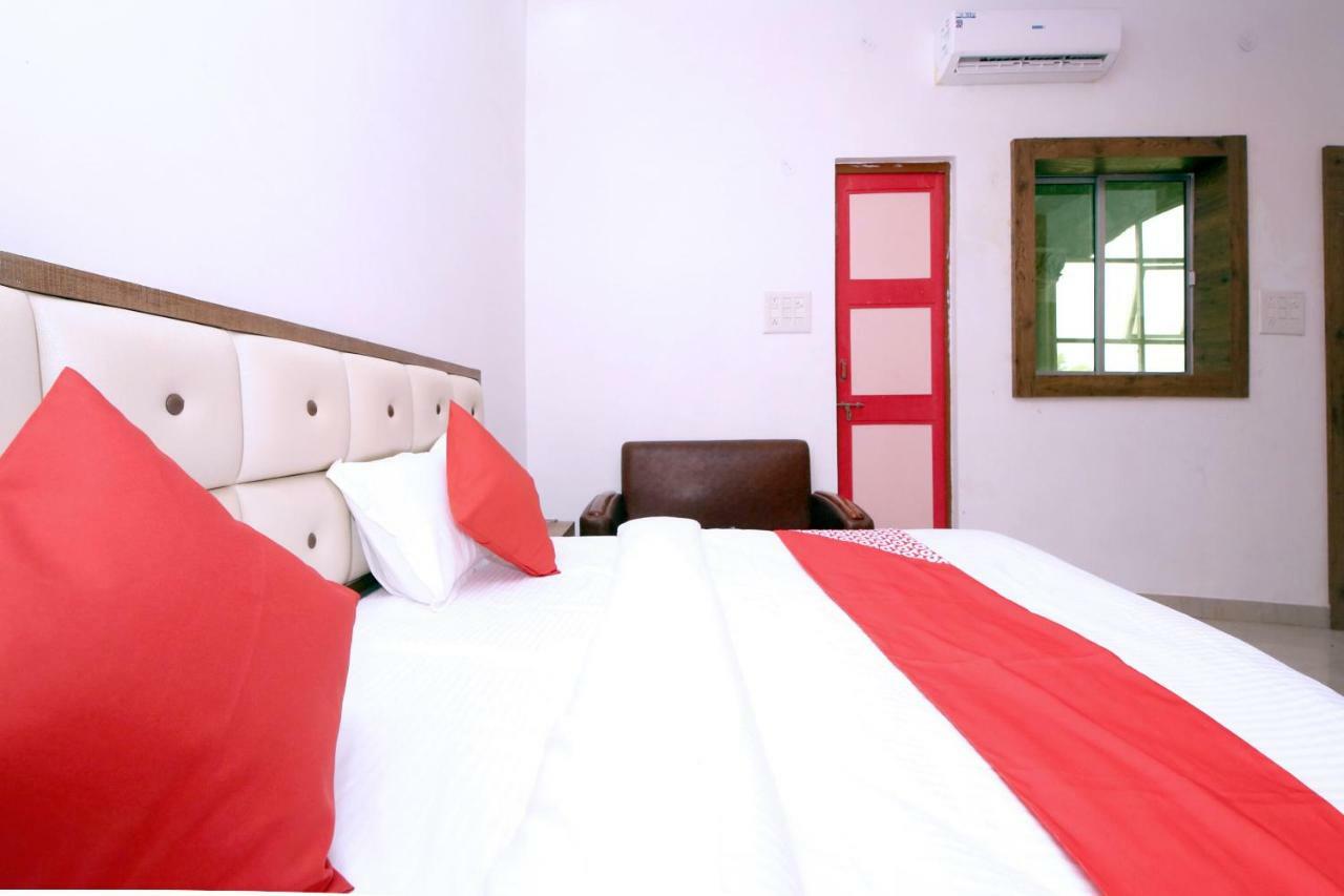 Oyo 38414 Rain Basera Resort Jabalpur Bagian luar foto